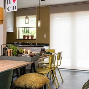 Stores enrouleurs sur-mesure